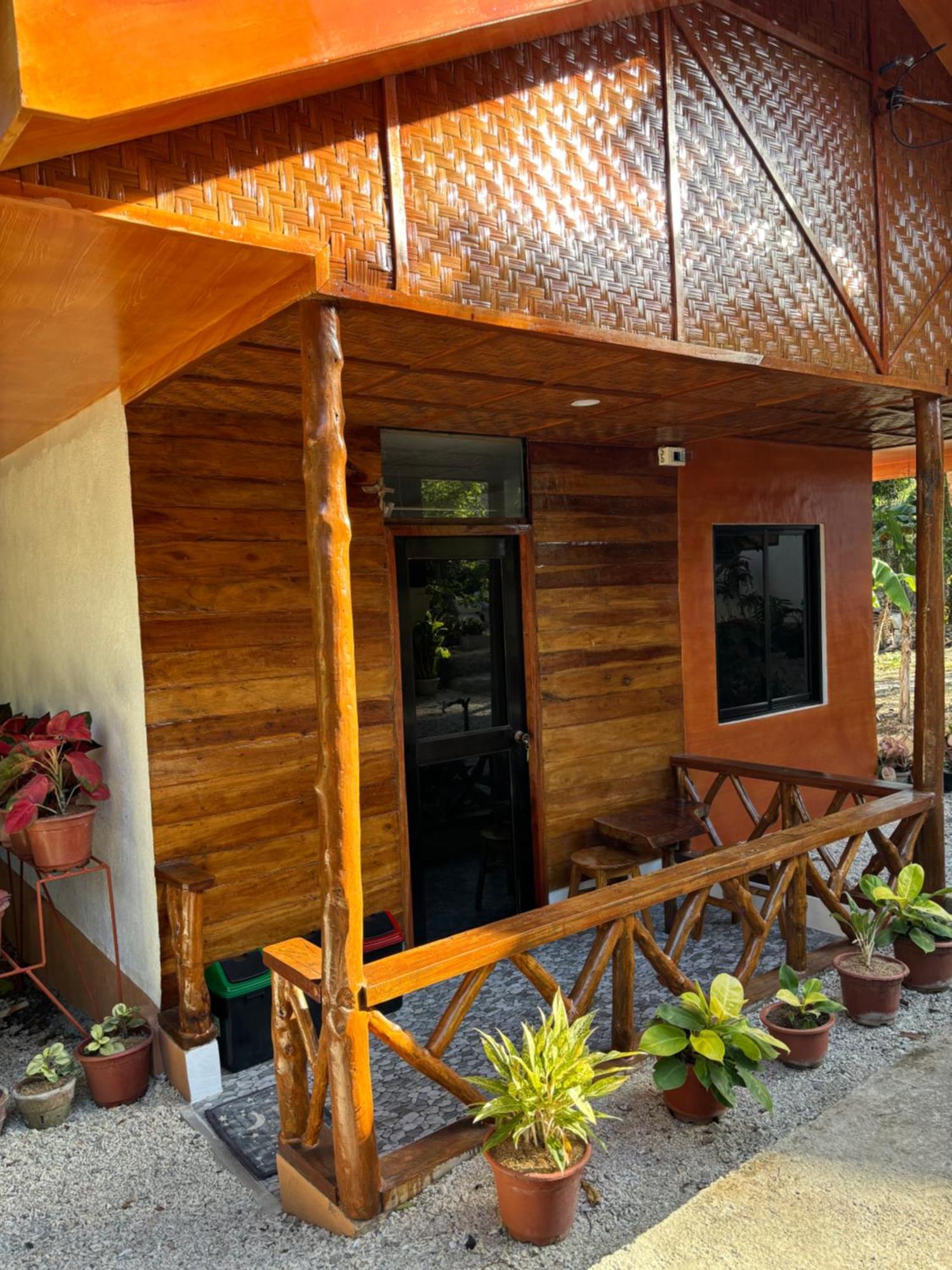Ana'S Bungalow Сікіхор Екстер'єр фото